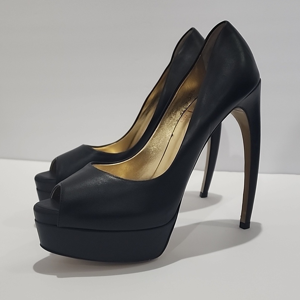 Walter Steiger Curved Peep Toe Heels (SZ 39.5)